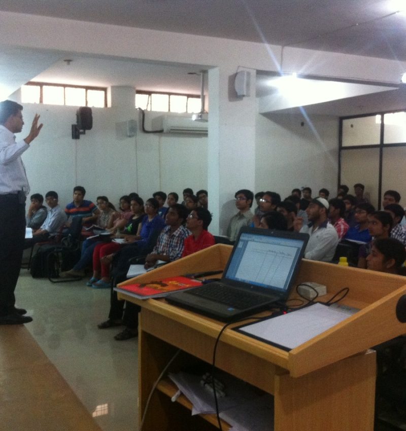 learn-skills-that-help-your-career-devalya-r6t8agzcw7959aoj14ngy17s9636n2vbqoflnj1zjo